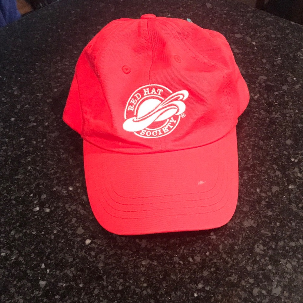 Womens Red Hat Club Ballcap